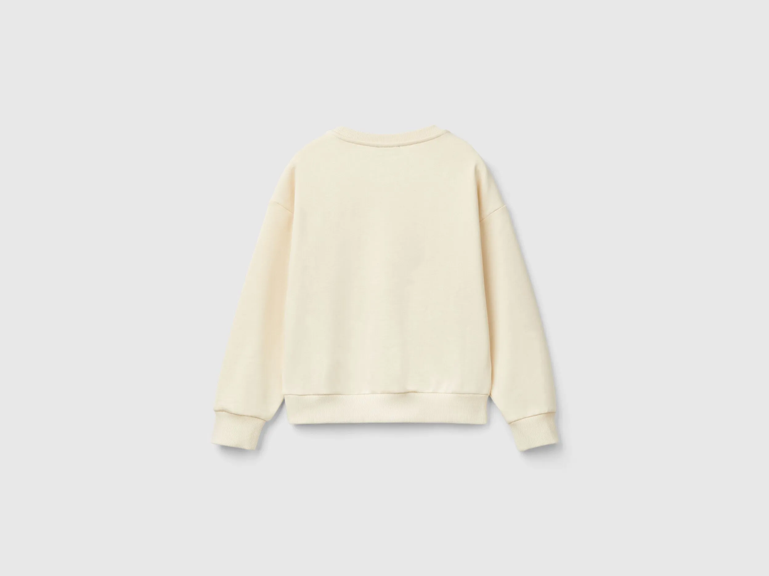 Sweater mit Herz-Pailletten